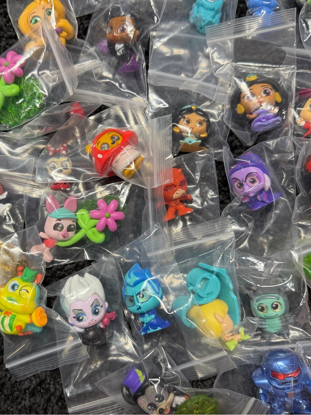 Doorables Bundle! Includes Moose, Early Series & Golden TTF Mickey! - Picture 2 of 5